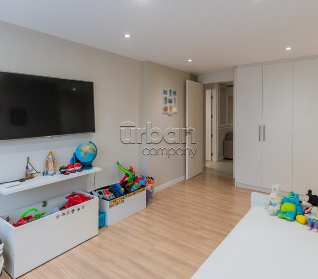 Apartamento com 325m², 3 quartos, 3 suítes, 3 vagas, no bairro Jardim Europa em Porto Alegre