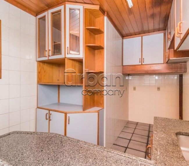 Apartamento com 122m², 4 quartos, no bairro Independência em Porto Alegre