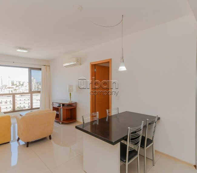 Apartamento com 65m², 2 quartos, 1 suíte, 1 vaga, no bairro Petrópolis em Porto Alegre