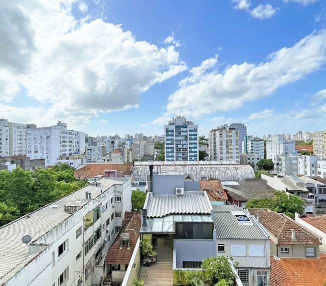 Apartamento com 81m², 3 quartos, 3 vagas, no bairro Santana em Porto Alegre