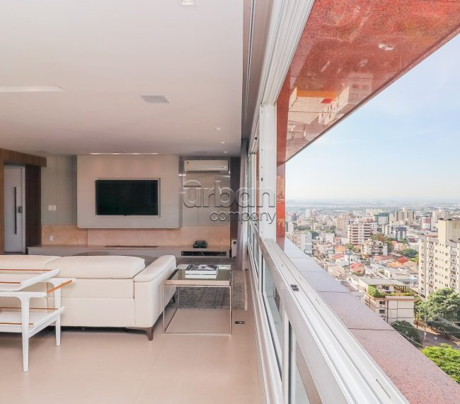 Apartamento com 209m², 3 quartos, 3 suítes, 4 vagas, no bairro Higienópolis em Porto Alegre