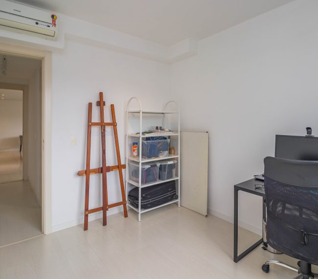 Apartamento com 125m², 3 quartos, 1 suíte, 2 vagas, no bairro Jardim Europa em Porto Alegre