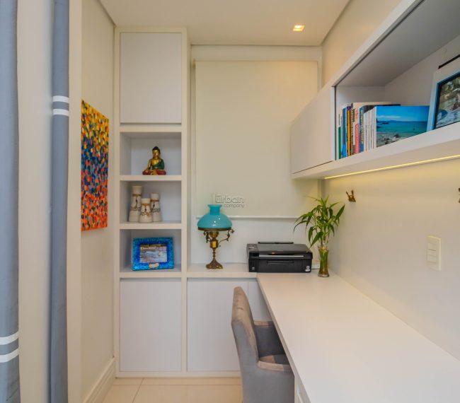 Apartamento com 125m², 3 quartos, 1 suíte, 2 vagas, no bairro Jardim Europa em Porto Alegre