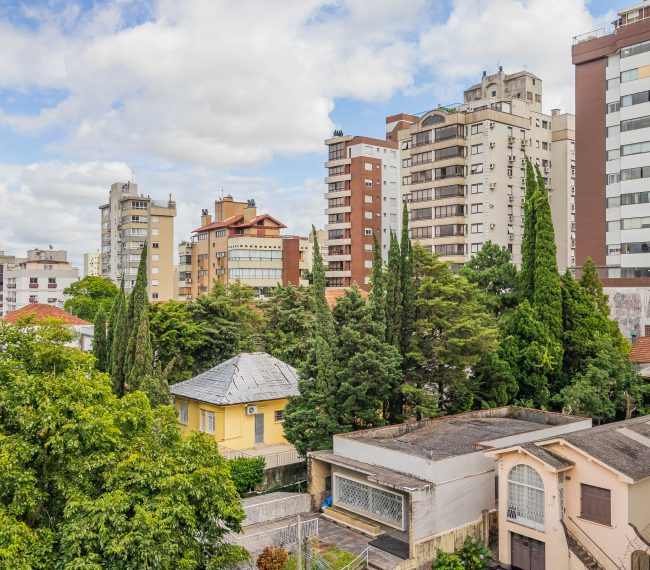 Apartamento com 101m², 2 quartos, 1 suíte, 1 vaga, no bairro Petrópolis em Porto Alegre