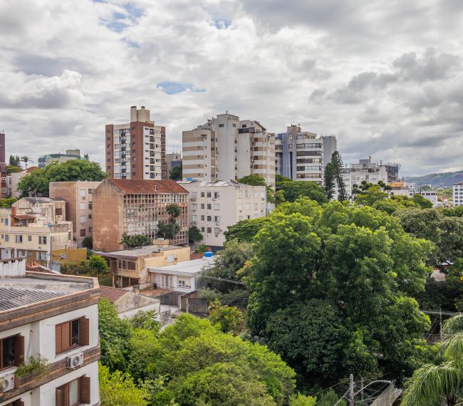 Apartamento com 101m², 2 quartos, 1 suíte, 1 vaga, no bairro Petrópolis em Porto Alegre