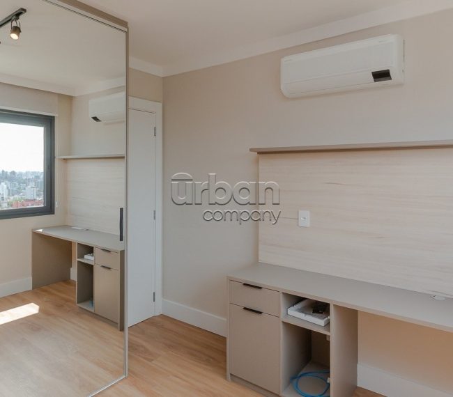 Apartamento com 99m², 3 quartos, 1 suíte, 2 vagas, no bairro Petrópolis em Porto Alegre