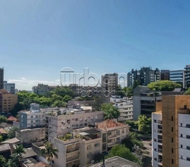 Apartamento com 96m², 3 quartos, 1 suíte, 2 vagas, no bairro Auxiliadora em Porto Alegre