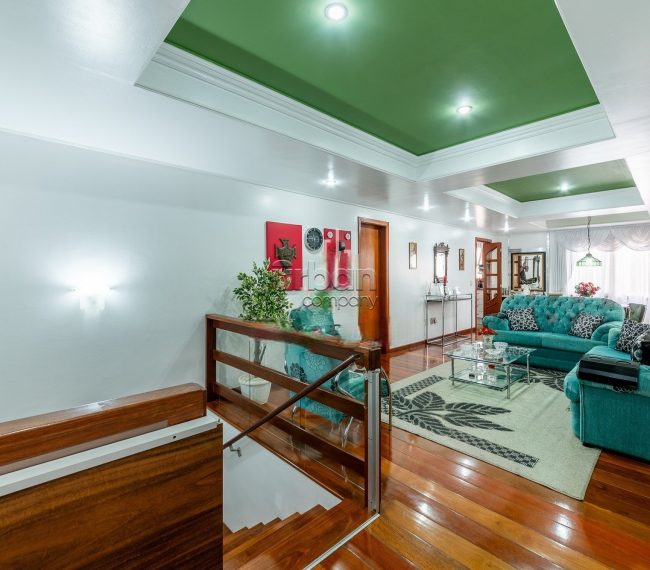 Apartamento Garden com 244m², 3 quartos, 1 suíte, 3 vagas, no bairro Petrópolis em Porto Alegre