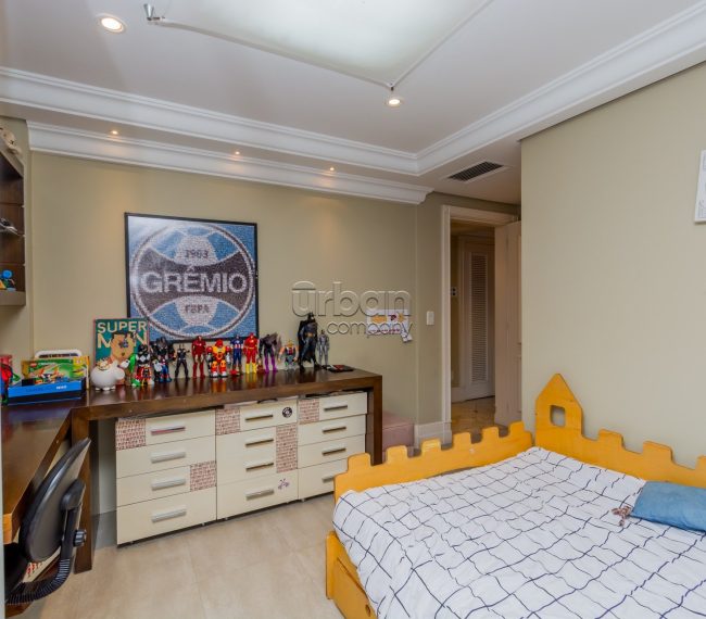 Apartamento com 174m², 3 quartos, 3 suítes, 3 vagas, no bairro Mont Serrat em Porto Alegre