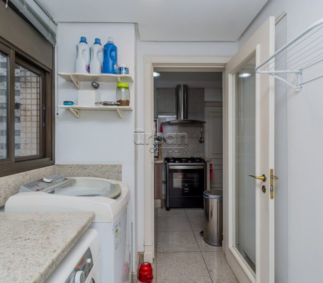 Apartamento com 174m², 3 quartos, 3 suítes, 3 vagas, no bairro Mont Serrat em Porto Alegre