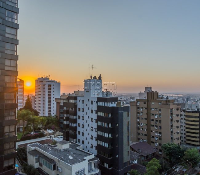 Apartamento com 174m², 3 quartos, 3 suítes, 3 vagas, no bairro Mont Serrat em Porto Alegre