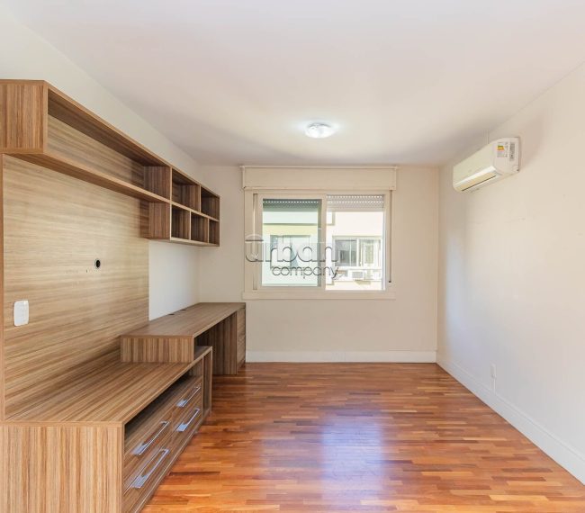 Apartamento com 114m², 3 quartos, 1 suíte, 1 vaga, no bairro Moinhos de Vento em Porto Alegre