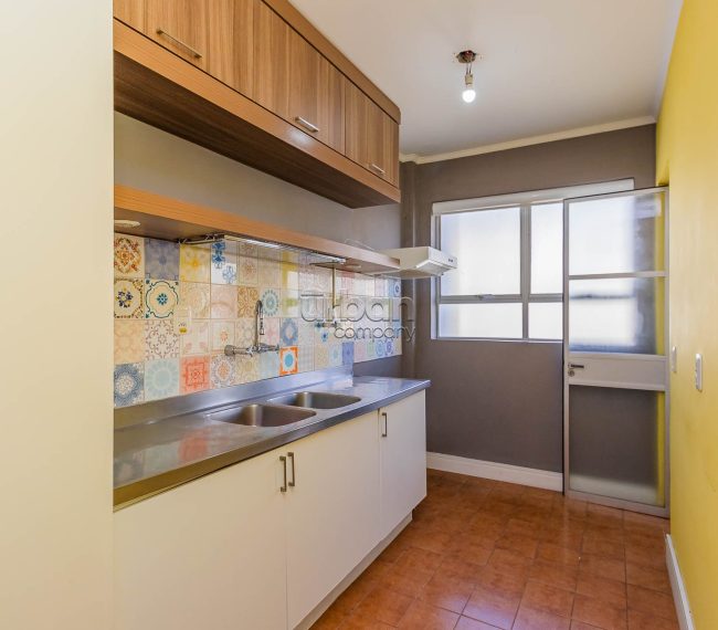 Apartamento com 114m², 3 quartos, 1 suíte, 1 vaga, no bairro Moinhos de Vento em Porto Alegre