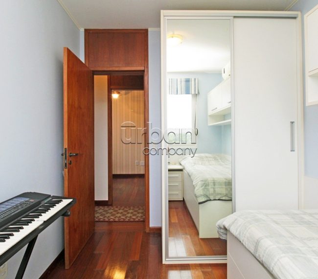 Apartamento com 82m², 3 quartos, 1 suíte, 1 vaga, no bairro Boa Vista em Porto Alegre