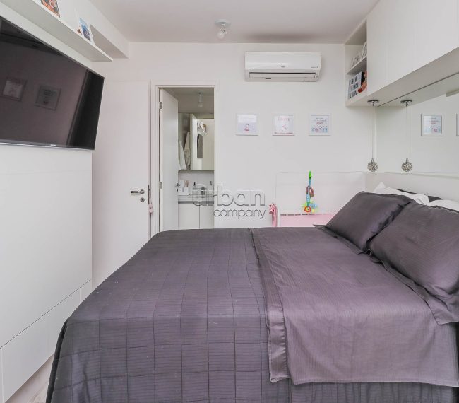 Apartamento com 58m², 2 quartos, 1 suíte, 2 vagas, no bairro Central Parque em Porto Alegre