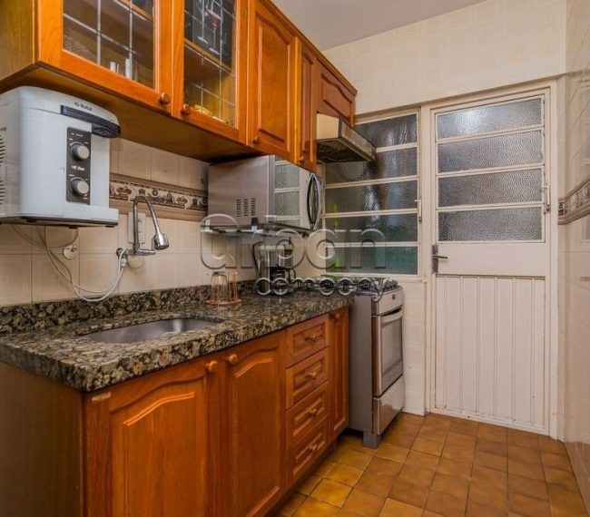 Apartamento com 70m², 2 quartos, 1 suíte, 1 vaga, no bairro Petrópolis em Porto Alegre