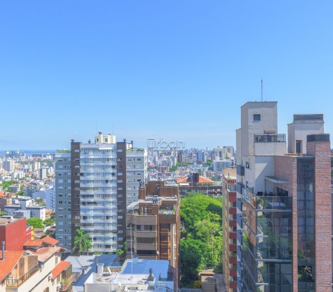 Apartamento com 347m², 4 quartos, 1 suíte, 3 vagas, no bairro Rio Branco em Porto Alegre