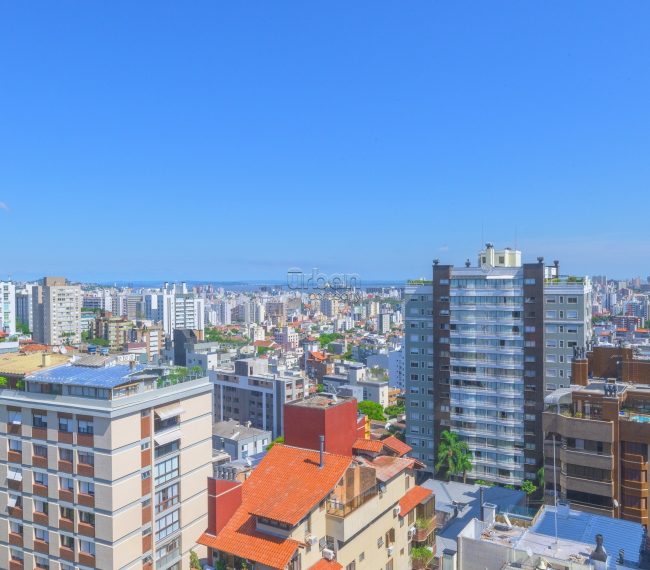 Apartamento com 347m², 4 quartos, 1 suíte, 3 vagas, no bairro Rio Branco em Porto Alegre