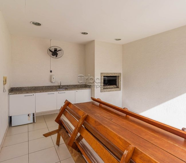 Apartamento com 60m², 2 quartos, 1 suíte, 2 vagas, no bairro Cristo Redentor em Porto Alegre