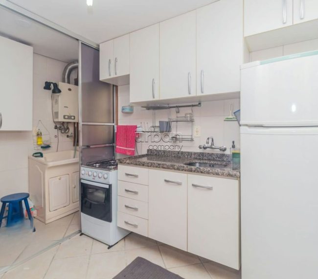 Apartamento com 78m², 2 quartos, 1 suíte, 2 vagas, no bairro Bela Vista em Porto Alegre