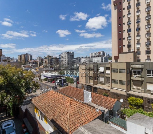 Apartamento com 81m², 3 quartos, 1 suíte, 1 vaga, no bairro Rio Branco em Porto Alegre