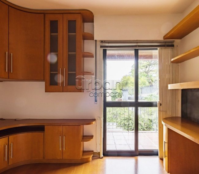 Apartamento com 81m², 3 quartos, 1 suíte, 1 vaga, no bairro Rio Branco em Porto Alegre