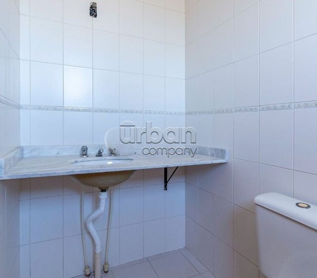 Apartamento com 65m², 2 quartos, 1 suíte, 1 vaga, no bairro Passo da Areia em Porto Alegre