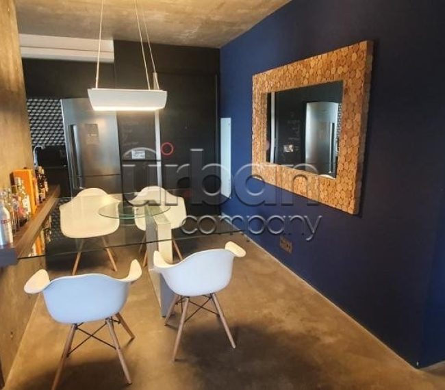 Loft com 68m², 1 quarto, 1 suíte, 2 vagas, no bairro Petrópolis em Porto Alegre