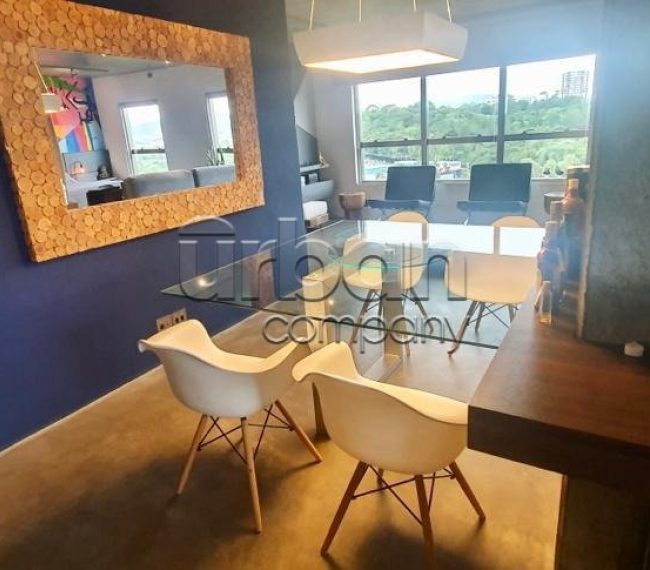 Loft com 68m², 1 quarto, 1 suíte, 2 vagas, no bairro Petrópolis em Porto Alegre