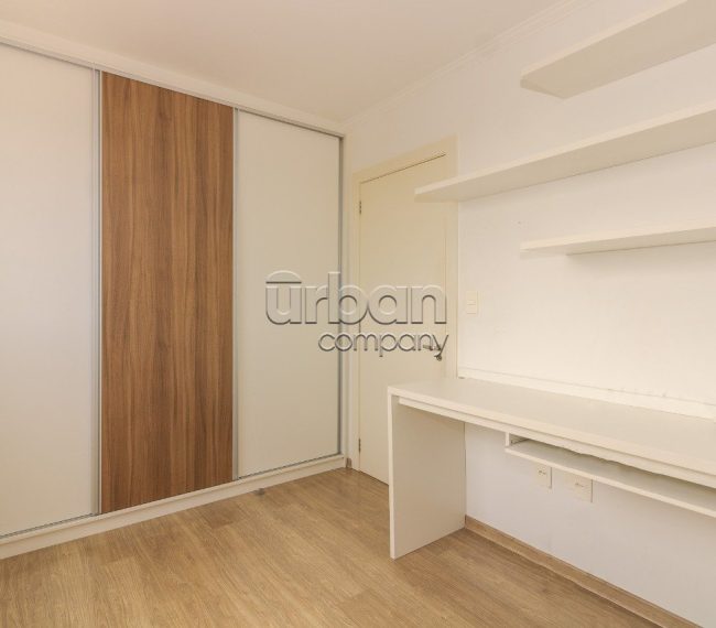 Apartamento com 108m², 3 quartos, 1 suíte, 2 vagas, no bairro Cristo Redentor em Porto Alegre