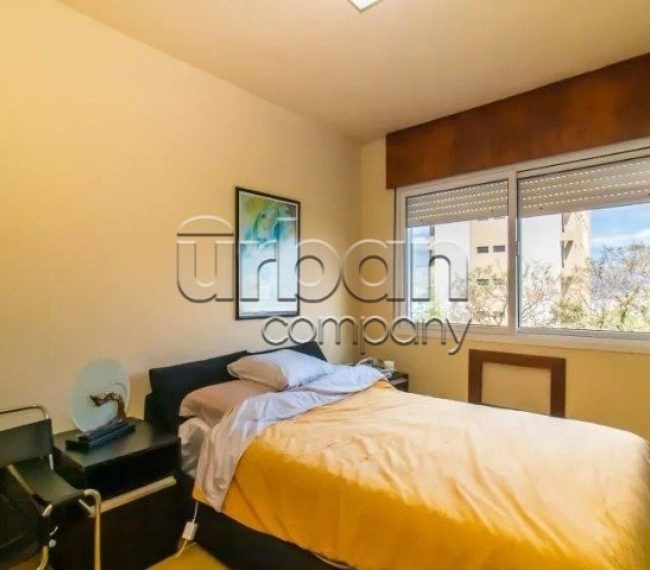 Apartamento com 120m², 3 quartos, 1 suíte, 2 vagas, no bairro Petropolis em Porto Alegre