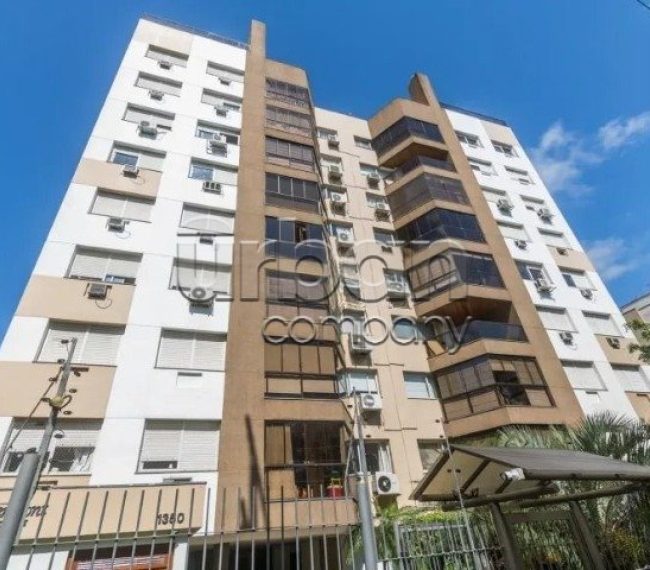 Apartamento com 120m², 3 quartos, 1 suíte, 2 vagas, no bairro Petropolis em Porto Alegre