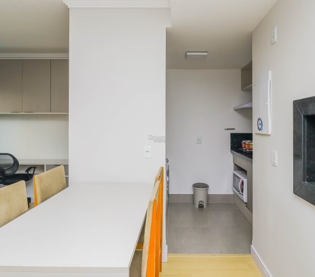 Apartamento com 43m², 1 quarto, 1 vaga, no bairro Auxiliadora em Porto Alegre