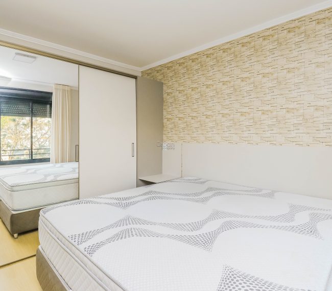 Apartamento com 43m², 1 quarto, 1 vaga, no bairro Auxiliadora em Porto Alegre