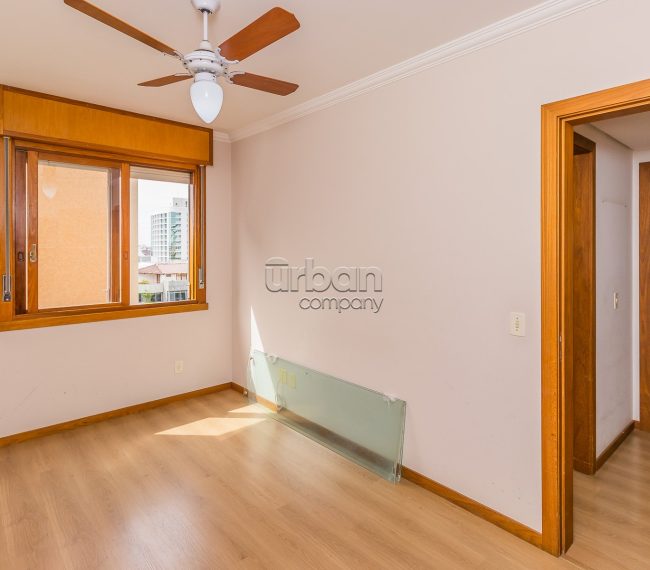 Apartamento com 153m², 3 quartos, 1 suíte, 2 vagas, no bairro Petrópolis em Porto Alegre