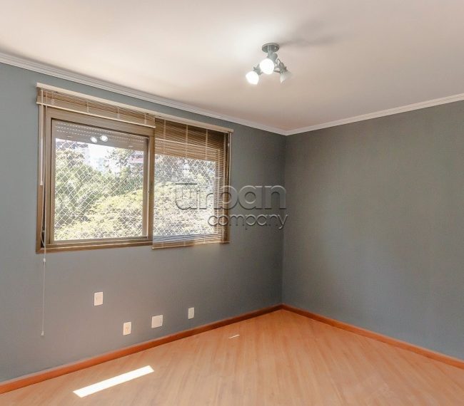 Apartamento com 120m², 3 quartos, 1 suíte, 2 vagas, no bairro Petrópolis em Porto Alegre