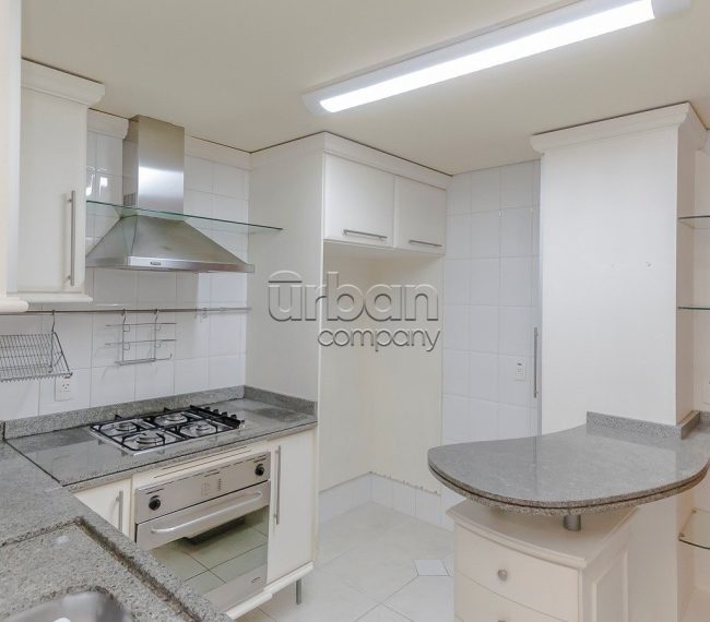 Apartamento com 120m², 3 quartos, 1 suíte, 2 vagas, no bairro Petrópolis em Porto Alegre