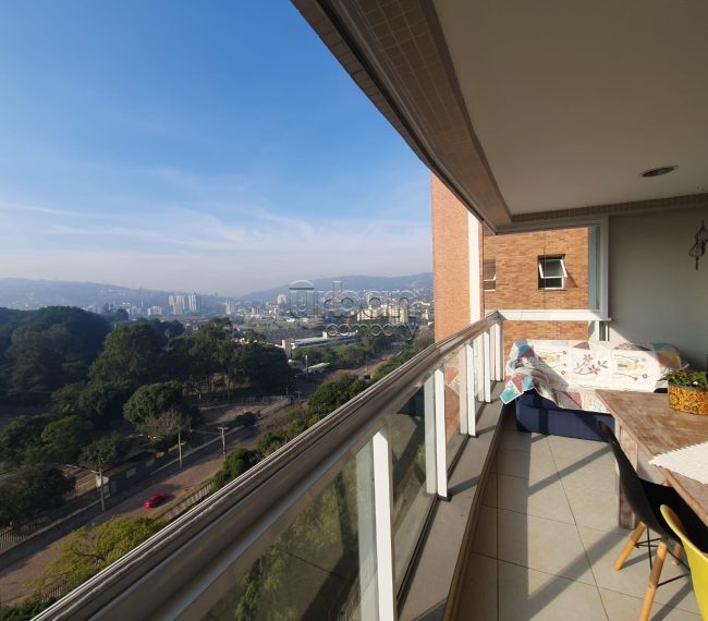 Apartamento com 162m², 3 quartos, 3 suítes, 2 vagas, no bairro Central Parque em Porto Alegre