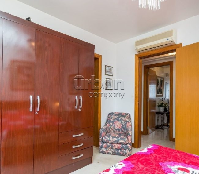 Apartamento com 262m², 3 quartos, 3 suítes, 4 vagas, no bairro Bela Vista em Porto Alegre