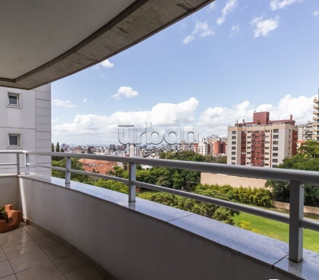 Apartamento com 262m², 3 quartos, 3 suítes, 4 vagas, no bairro Bela Vista em Porto Alegre