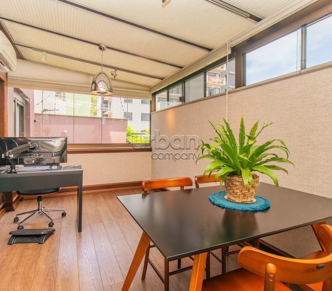 Apartamento Garden com 83m², 2 quartos, 1 suíte, 1 vaga, no bairro Rio Branco em Porto Alegre