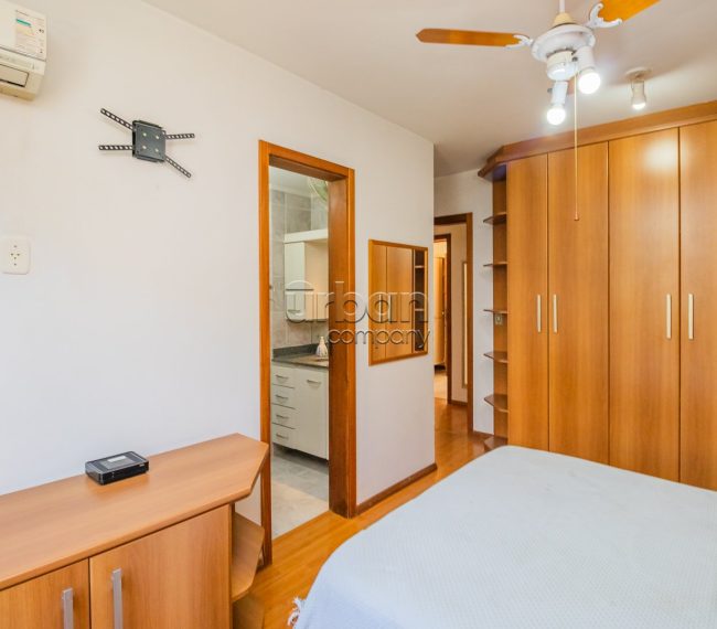 Apartamento com 149m², 3 quartos, 1 suíte, 1 vaga, no bairro Santa Cecília em Porto Alegre