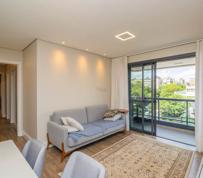 Apartamento com 77m², 2 quartos, 1 suíte, 2 vagas, no bairro Moinhos de Vento em Porto Alegre