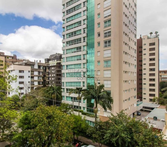 Apartamento com 276m², 3 quartos, 3 suítes, 4 vagas, no bairro Bela Vista em Porto Alegre