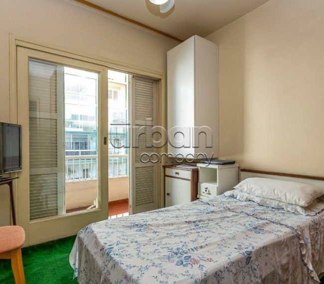 Apartamento com 185m², 3 quartos, 1 suíte, 1 vaga, no bairro Moinhos de Vento em Porto Alegre