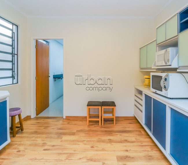 Casa com 120m², 3 quartos, 1 suíte, 4 vagas, no bairro Jardim Europa em Porto Alegre