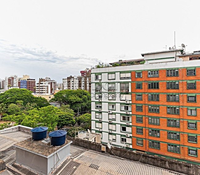 Apartamento com 98m², 3 quartos, 1 suíte, 2 vagas, no bairro Menino Deus em Porto Alegre