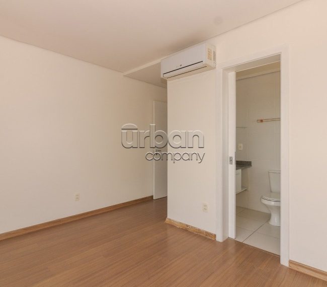 Apartamento Duplex com 94m², 2 quartos, 1 suíte, 2 vagas, no bairro Cristo Redentor em Porto Alegre