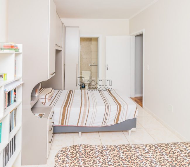 Apartamento com 100m², 3 quartos, 1 suíte, 2 vagas, no bairro Cristo Redentor em Porto Alegre