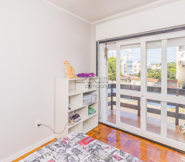 Apartamento com 100m², 3 quartos, 1 suíte, 2 vagas, no bairro Cristo Redentor em Porto Alegre